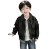 Chaqueta de cuero para niño 2026 nueva moda primavera y otoño estilo cool cortavientos juvenil coreano parcheada chaqueta de cuero