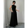 Vestido Longo Elegante Feminino de Cor Sólida com Gola Alta, Mangas Curtas Plissadas