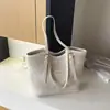 Bolso de mujer transfronterizo, nuevo modelo 2026, bolso de mano retro de nicho de alta gama, gran capacidad, bolso de hombro tipo tote versátil para el día a día