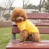 Ropa para perros de colores pastel transfronteriza simple y moderna polo para mascotas camiseta de perro de manga corta para primavera y verano venta al por mayor