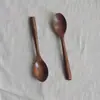 Cuchara de Madera de Nogal Negro Norteamericano Retro de Lujo Ligero Cuchara de Comedor para el Hogar Cuchara de Madera con Mango Triangular Creativo Cuchara para Postre Cuchara para Remover Cuchara Larga