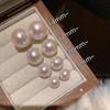 2024 Nuevo Estilo de Alta Gama Elegantes Pendientes Dulces Rosa Blanco Perla Pendientes para Mujer Pequeños Estilo Chanel Pendientes de Lujo Ligero