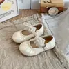 Zapatos de piel para niños, colección otoño 2026, estilo popular, suela suave, antideslizantes, zapatos casuales para bebés niñas, zapatos de vestir de moda para niñas