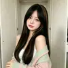 Ventas en vivo: Postizo de seda mate para cubrir canas, cabello largo y liso con flequillo de aire, sección superior con mechas, redecilla rosa, producto del fabricante