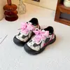 Zapatos retro para niños al por mayor 2026 otoño nuevo estilo versión coreana para niños zapatillas deportivas casuales para niñas ligeras modernas