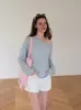 Top fino de verano para mujer, holgado, con espalda hueca y diseño a rayas, camiseta de manga larga tipo cover-up protector solar para un look relajado y casual