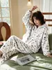 Pijama de Coral Fleece con Capucha y Cremallera Estilo Perezoso para Mujer, Corte Holgado, Se Puede Usar Afuera, Conjunto para Casa, Venta Directa de Fábrica (Sueño)