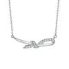 Collar de Plata de Ley S925 Tonglin Venta Caliente Transfronteriza Diseño de Nicho Zirconia Colgante en Forma de Nudo Collar de Plata de Ley