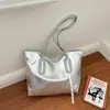 Bolsa de mão texturizada estilo coreano para mulheres no atacado, novo modelo de verão 2026, bolsa de ombro simples de cor sólida, bolsa de axila para o dia a dia