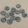 Botones de Concha Natural en Stock, Botones Planos de Dos Agujeros de Concha de Río de Agua Dulce Natural, Gris Horneado de Gama Alta al por Mayor