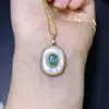Colar Vintage de Esmeralda Natural para Mulheres, Pingente Banhado a Ouro com Toque de Luxo, Luxo Leve, Elegante Concha Oval com Diamantes
