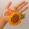 Novo Presente para o Dia do Professor para Professoras: Chaveiro de Flor Exquisito de Mão, Presente de Apreciação para Professores da Temporada de Formatura, Pingente de Arranjo de Flores de Crochê