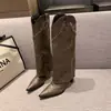 Zapatos Negros Estilo Retro Punta Fina Remache Botas para Pantalones 2026 Otoño Invierno Nuevo Estilo Sentido del Diseño de Nicho Botas Vaqueras Occidentales