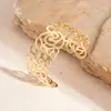 Pulsera Abierta Metálica de Acero Inoxidable con Patrón de Flor Europea y Americana Moda Simple Brazalete Joyería de Mano de Nicho de Gama Alta para Mujeres