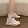 Tênis de Treino Alemão com Sola Grossa e Aumento de Altura Escondido Feminino Novo Outono Versátil Forrest Gump Esportivo Casual Sapatos Brancos Sapatos Femininos