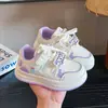 Zapatos Deportivos para Niñas 2026 Primavera Nuevos Estilo Coreano Zapatos de Patinaje para Niños de Moda Suela Suave Niños Medianos y Grandes Estudiante Casual Zapatos Individuales