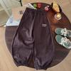 Calça Esportiva de Outono para Meninos 2025 Nova Calça Casual Infantil Calça Curva Cargo Solta Calça Longa para Caminhada ao Ar Livre