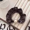 Goma para el pelo fruncida retro, elegante accesorio para el pelo de perlas, banda elástica de alta calidad para coleta y goma elástica de alta elasticidad para moños.
