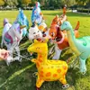 Carrito infantil con luces y para tirar, con globos de papel de aluminio, diseños de gato, elefante, león, suministro al por mayor para mercados nocturnos, superventas