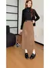 Falda Retro de Pana Estilo Maillard para Mujer en Otoño e Invierno Aspecto Adelgazante Falda Recta que Cubre la Cadera con Abertura Trasera y Falda de una Pieza que Cubre la Cadera
