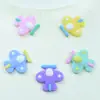 Accesorios de Pegamento Suave de PVC Avión Pequeño Accesorios Coloridos para Bricolaje Decoración de Funda de Teléfono Zuecos Pegatinas para Tazas de Agua Juguetes para Niños