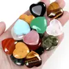 Ornamento de Cristal Natural em Forma de Coração de Quartzo Rosa 20mm Não Poroso Presente Curativo Fornecimento Direto Transfronteiriço