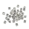 8mm Contas de Letra Acrílicas de Furo Duplo Contas Soltas Pulseira de Miçangas Feita à Mão DIY Colar Pingente Acessórios de Joias Atacado