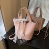 Bolso Pequeño Retro de Alta Gama para Comercio Exterior para Mujer Nueva Temporada 2025 Bolso Bandolera Cubo Versátil Exquisito para Salir Bolso Pequeño