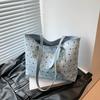 Bolsas Transfronteiriças Bolsas Femininas 2025 Novo Estilo Simples e Fashion Grande Capacidade Bolsa de Ombro com Laço Estilo Coreano Bolsa Tote Fresca