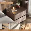 Mesa de cabeceira de madeira maciça, novo modelo 2026, para uso doméstico, estilo minimalista italiano, tamanho pequeno, design de luxo leve e uma sensação de alta qualidade