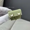 Fanjia versión superior collar pequeño de mariposa y nácar blanco, cadena para clavícula para mujer, chapado en oro de 18 quilates, pulsera de trébol de cuatro hojas de lujo ligero fábrica