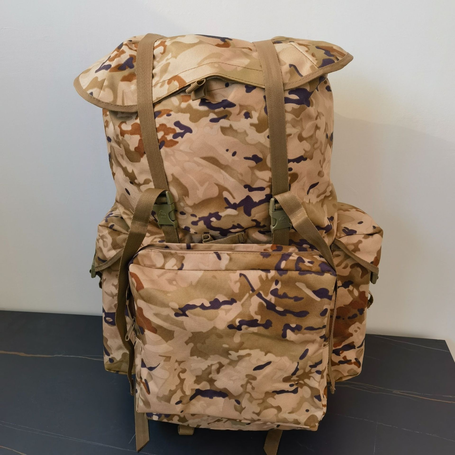 科三的水墨纹背囊4