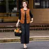 Nova Moda Outono 2026 para Mães: Novo Conjunto de Colete Estilo Chinês para Mulheres de Meia-Idade e Idosas, Elegante e Nobre Conjunto de Três Peças Estilo Nacional