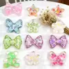 Directo del fabricante: Pajaritas pequeñas de colores, zuecos de estilo nuevo, dijes de zapatos desmontables para DIY