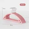 Perchas de Terciopelo Engrosadas, Curvas Antideslizantes, Sin Marcas, Estilo Nuevo, Anti-Marca en los Hombros, Perchas para el Hogar, Perchas Ensanchadas para Colgar y Secar Ropa