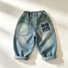 Ropa para Niños Pantalones Vaqueros para Niños Nueva Colección Primavera Pantalones para Niños y Niñas Jeans con Letras Marca de Moda Coreana para Bebés Pantalones de Pierna Recta