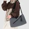 Bolso Femenino Transfronterizo de Moda y Ultra Popular Nuevo Primavera/Verano 2026 con Acabado de Alta Gama, Moderno y Exquisito, Bolso Tote de Hombro Cruzado
