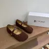 Primer Encuentro con los Zapatos Planos Mary Jane Retro Franceses para Mujer, Nuevo Modelo 2026, Estilo de Hada, Versátil, Calados, Hebilla de Correa Única, Diseño Bajo