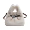 Bolso de Hombro Tipo Cubo de Felpa Casual Súper Popular para Mujer, Nuevo Estilo Otoño 2025, Bolso Cruzado de Hombro Único Exquisito y Versátil