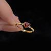 Anillo de plata esterlina 925 Love Rocky amor incrustado diamante rojo pequeño fresco elegante en forma de corazón apertura ajustable R00169