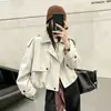Gabardina corta estilo coreano para mujer, nueva moda otoño 2026, cuello de cuero con bloques de color, doble botonadura, talla petite, moderno