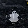 Decoración de Manualidades de Resina Luminosa de Fantasma de Halloween de Dibujos Animados Transfronteriza, Adornos Pequeños Lindos para Coche