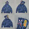Sudadera con cremallera y camuflaje de tiburón Bape de moda para hombre y mujer, estilo pareja, cárdigan chaqueta con capucha holgado de forro polar puro de moda para hombre