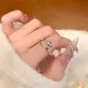 Anillo Abierto Único Europeo y Americano con Zirconia Ojos Verdes Forma de Serpiente Estilo Retro Frío Lujo Ligero Personalizado Anillo de Serpiente de Moda
