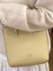 Bolsa de Mão Estilosa para o Dia a Dia Bolsa Saco para Mulheres Lançamento Primavera 2026 Nova Bolsa de Ombro Simples Tendência Bolsa Transversal