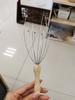 Novo massageador de cabeça de polvo com cabo de madeira para uso doméstico, artefato manual para coçar e massagear, barraca, venda quente, atacado
