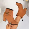 Botas de jinete de moda estilo europeo y americano, talla grande 40-43, punta fina, tacón grueso, corte bajo, tacón ultralto, hebilla de cinturón, botas de mujer de color liso L10