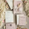 Convites de Casamento Personalizados em Relevo com Flores Secas e Selos de Cera, Convites de Casamento Novo Estilo, Convites em Papel de Algodão com um Toque de Nicho e Alto Padrão