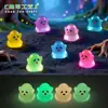 Nueva Muñeca de Fantasma Pequeño Luminosa Linda Mengli Accesorios de Decoración DIY Paisaje en Miniatura Adorno Pequeño de Escritorio