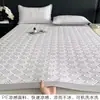 Colchoneta Refrigerante de Seda de Hielo de Gama Alta Modelo Nuevo Verano 2026 Lavable a Máquina Juego de Tres Piezas Verano Clase A Suave para Aire Acondicionado Estilo Sábana de Cama